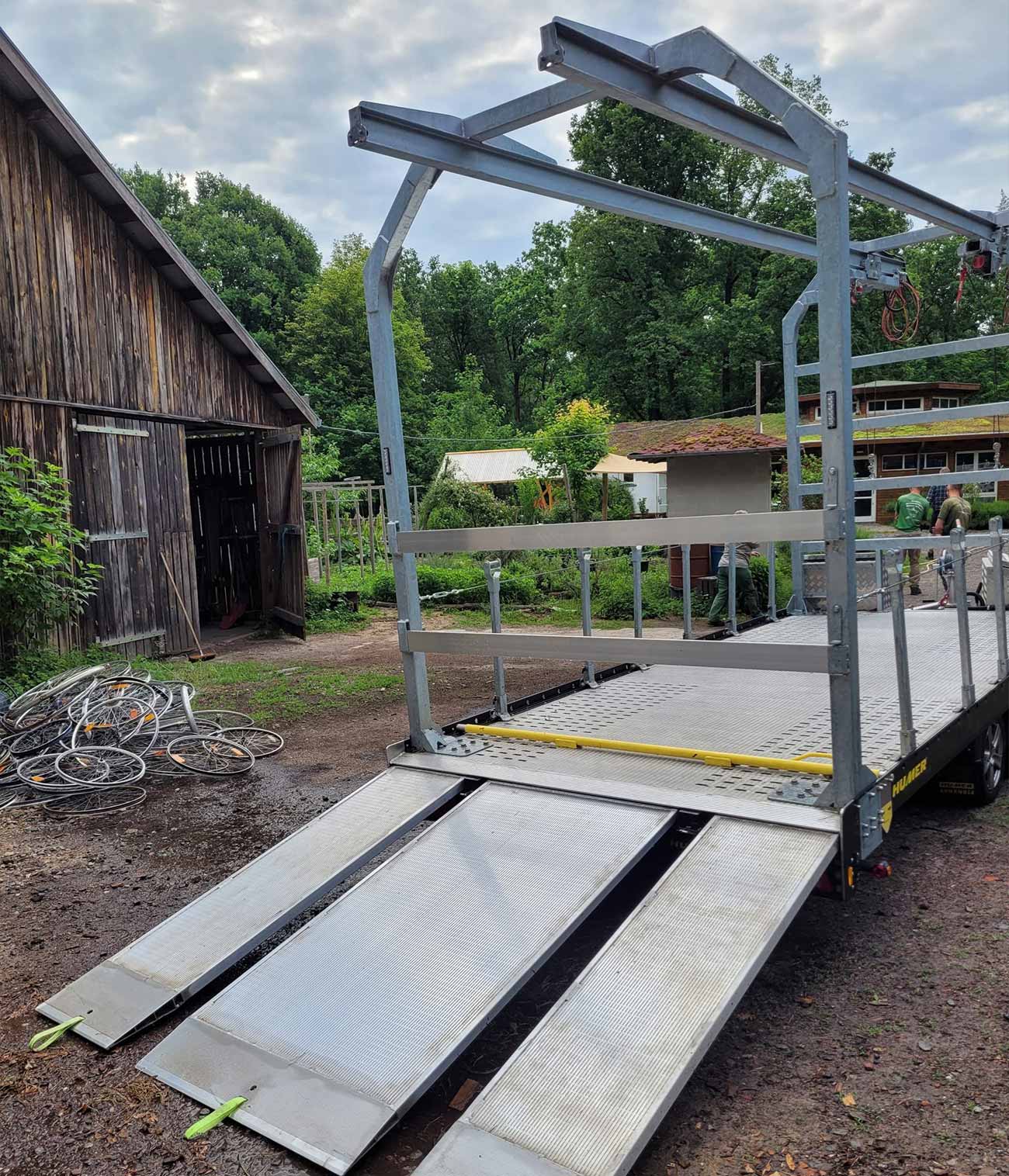 woodbag-35-t-anhaenger-mit-kranaufbau-gebraucht-produkt-bild-1